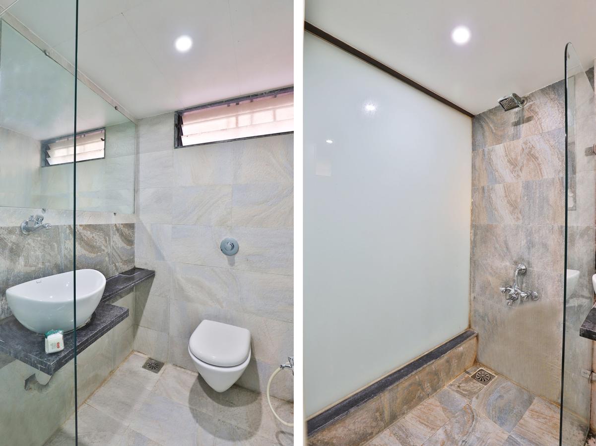 Oyo 959 Hotel Manila อาเมดาบัด ภายนอก รูปภาพ